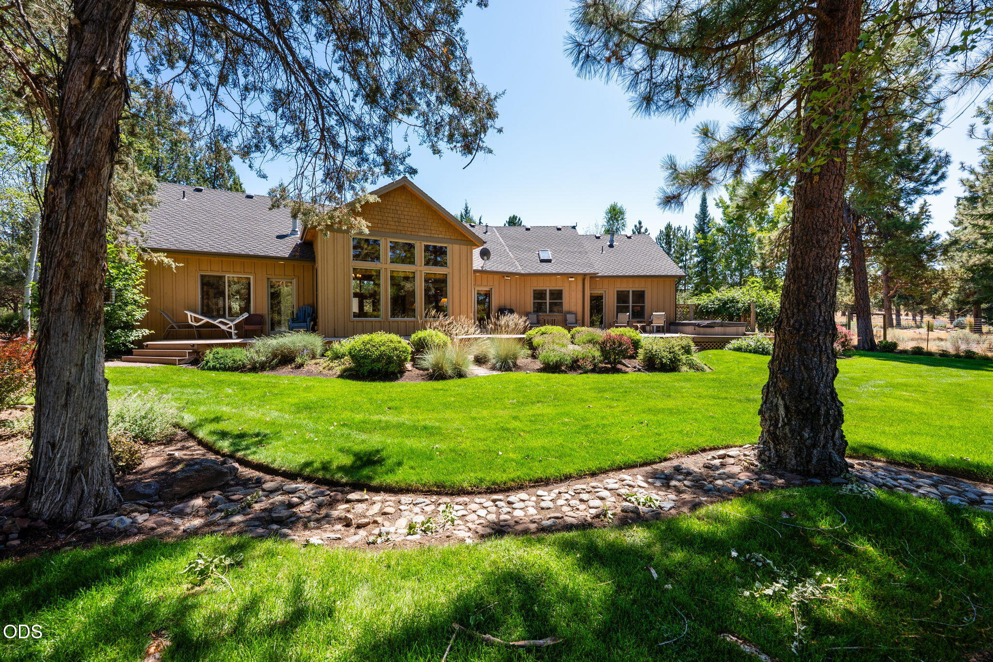 17690 Mountain View Road Sisters, OR 97759 - Photo 59 of 83 Gallery Image 59