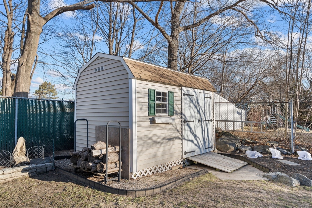 20 Frances Road Woburn, MA 01801 - Photo 36 of 38 Gallery Image 36