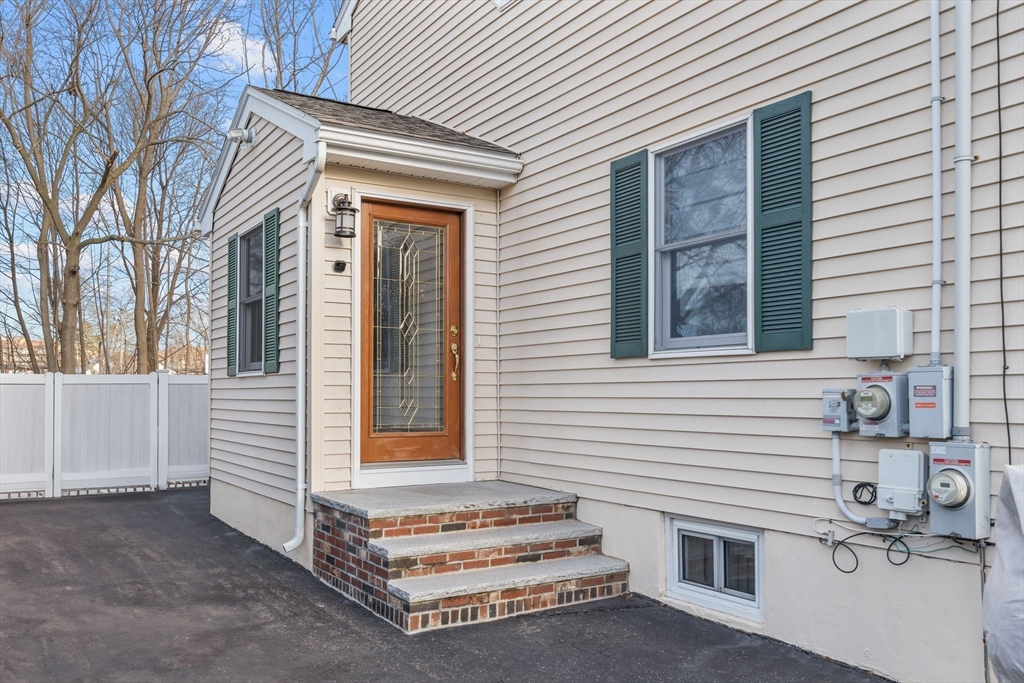 20 Frances Road Woburn, MA 01801 - Photo 37 of 38 Gallery Image 37