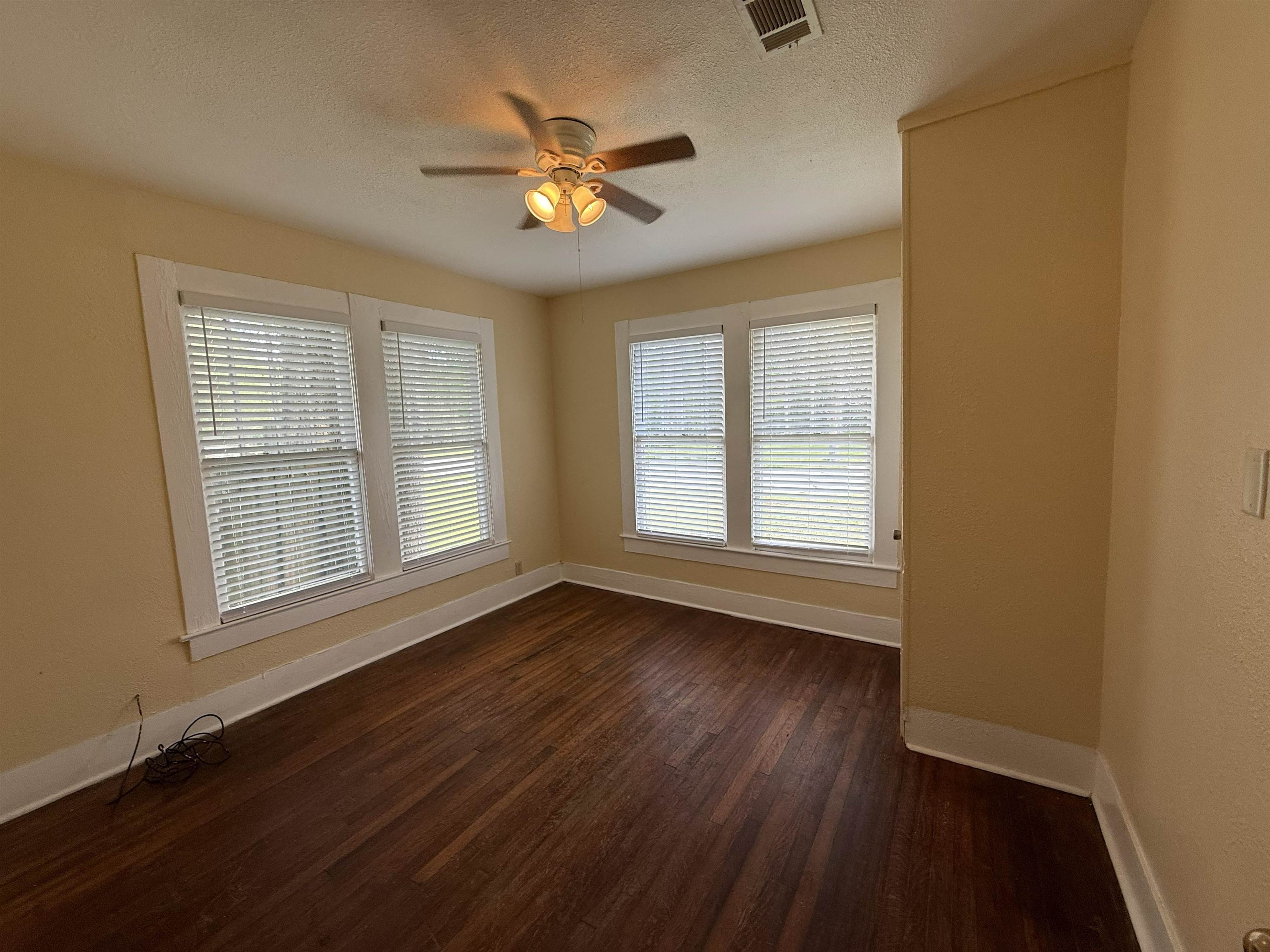 2260 Rusk Street Beaumont, TX 77701 - Photo 13 of 15