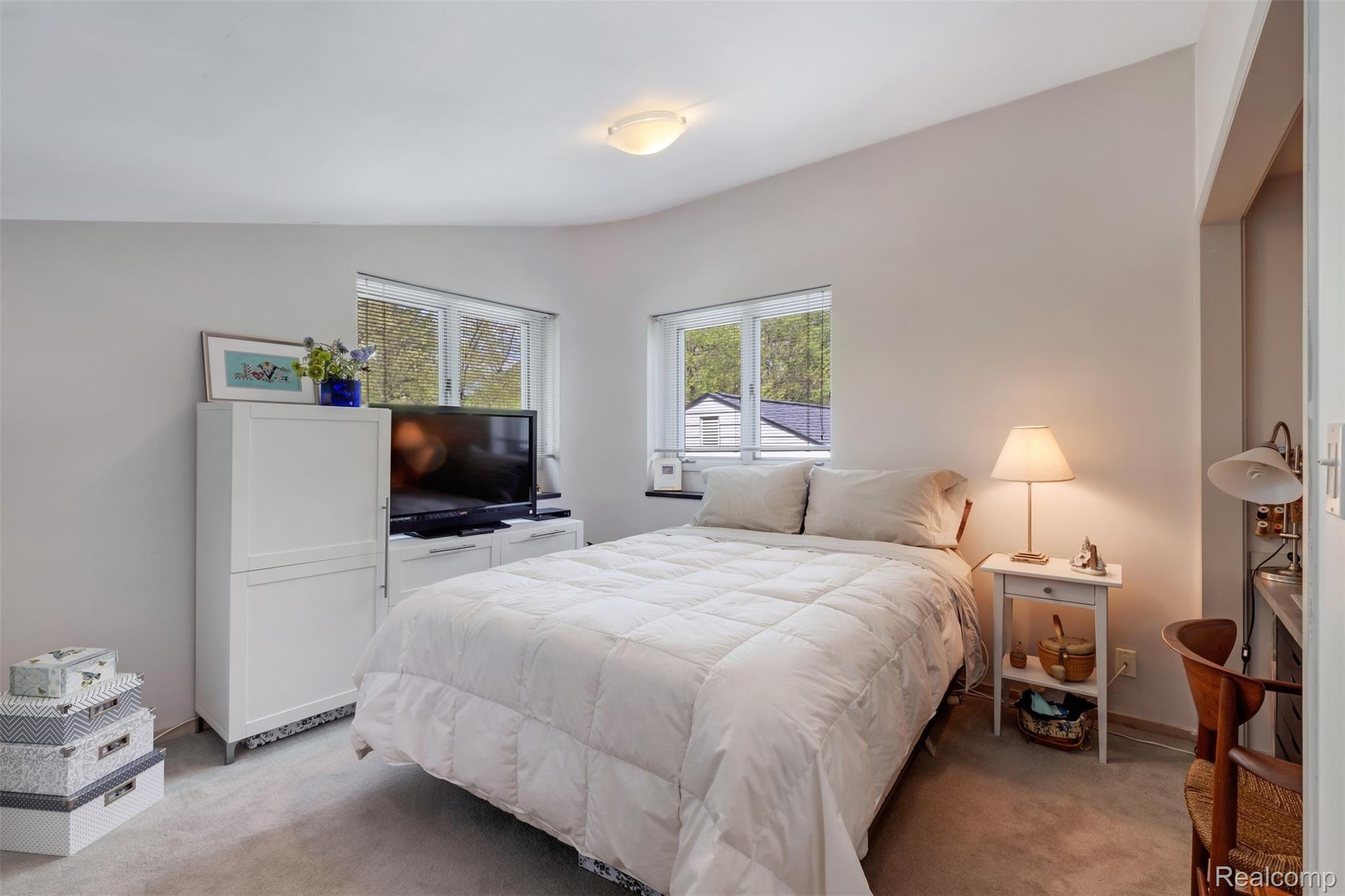 2132 Crooks Road Royal Oak, MI 48073 - Photo 21 of 31 XA9A0296 Output.jpg