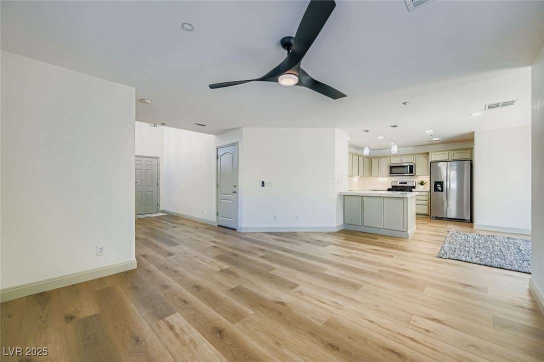 7609 Seda Court Las Vegas, NV 89149 - Photo 10 of 35