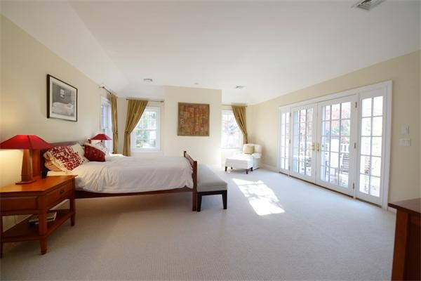 130 Beard Way Needham, MA 02492 - Photo 14 of 22 Gallery Image 14