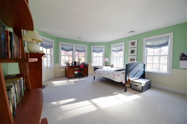 130 Beard Way Needham, MA 02492 - Photo 16 of 22 Gallery Image 16