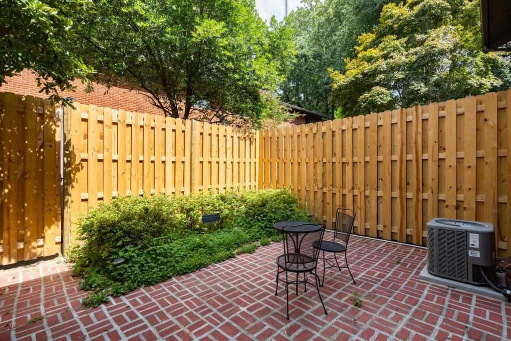 1604 Briarcliff Road Northeast, Unit 2 Atlanta, GA 30306 - Photo 12 of 30 Gallery Image 12