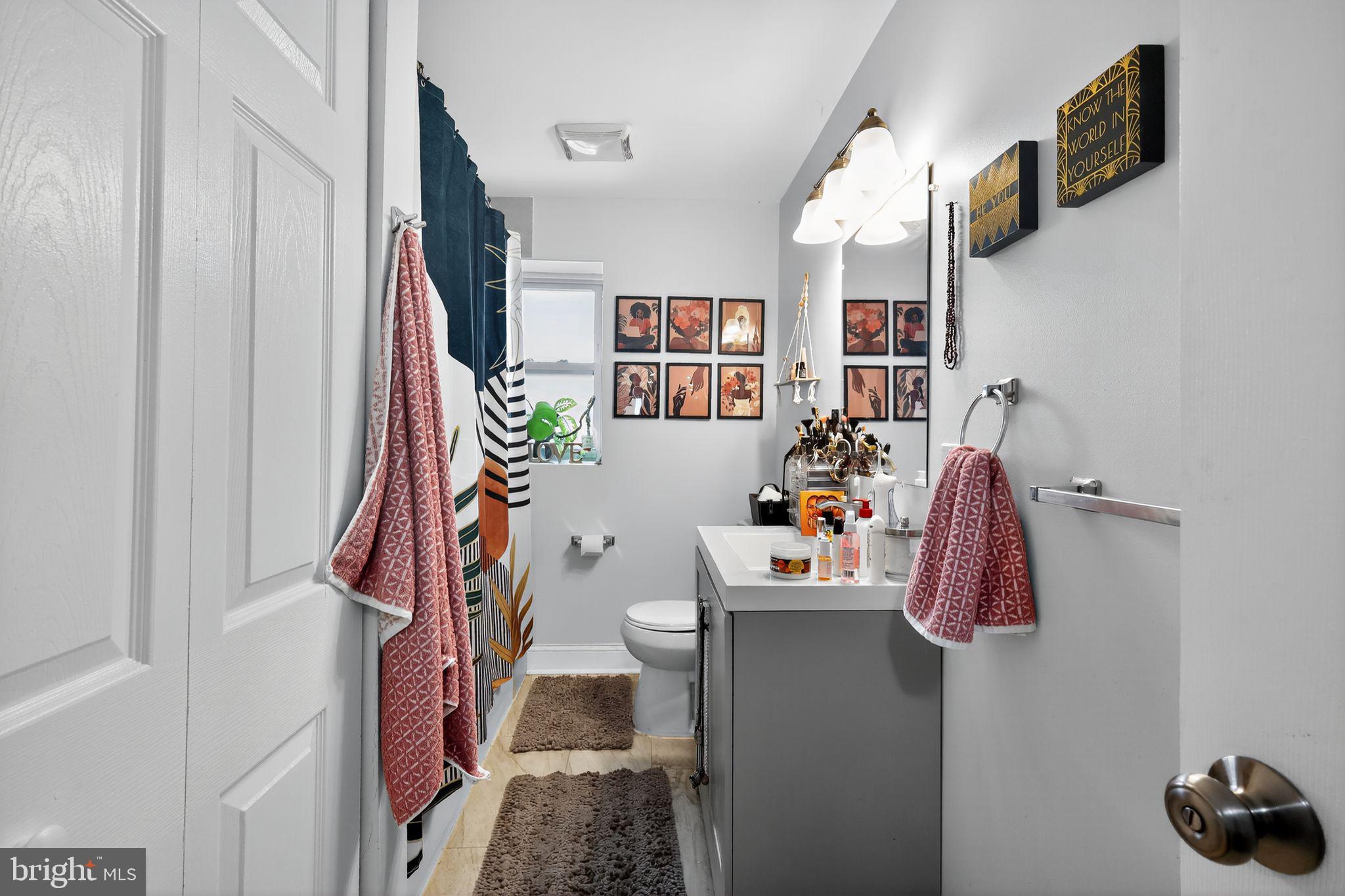 1104 Indo Hyattsville, MD 20785 - Photo 13 of 27