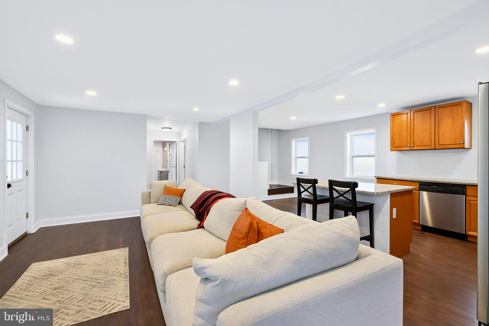 1104 Indo Hyattsville, MD 20785 - Photo 3 of 27