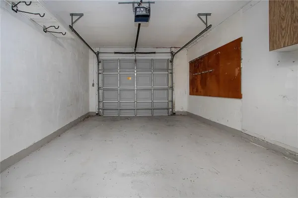 $1,890 | 802 Buttonwood Drive, Bradenton, FL 34208