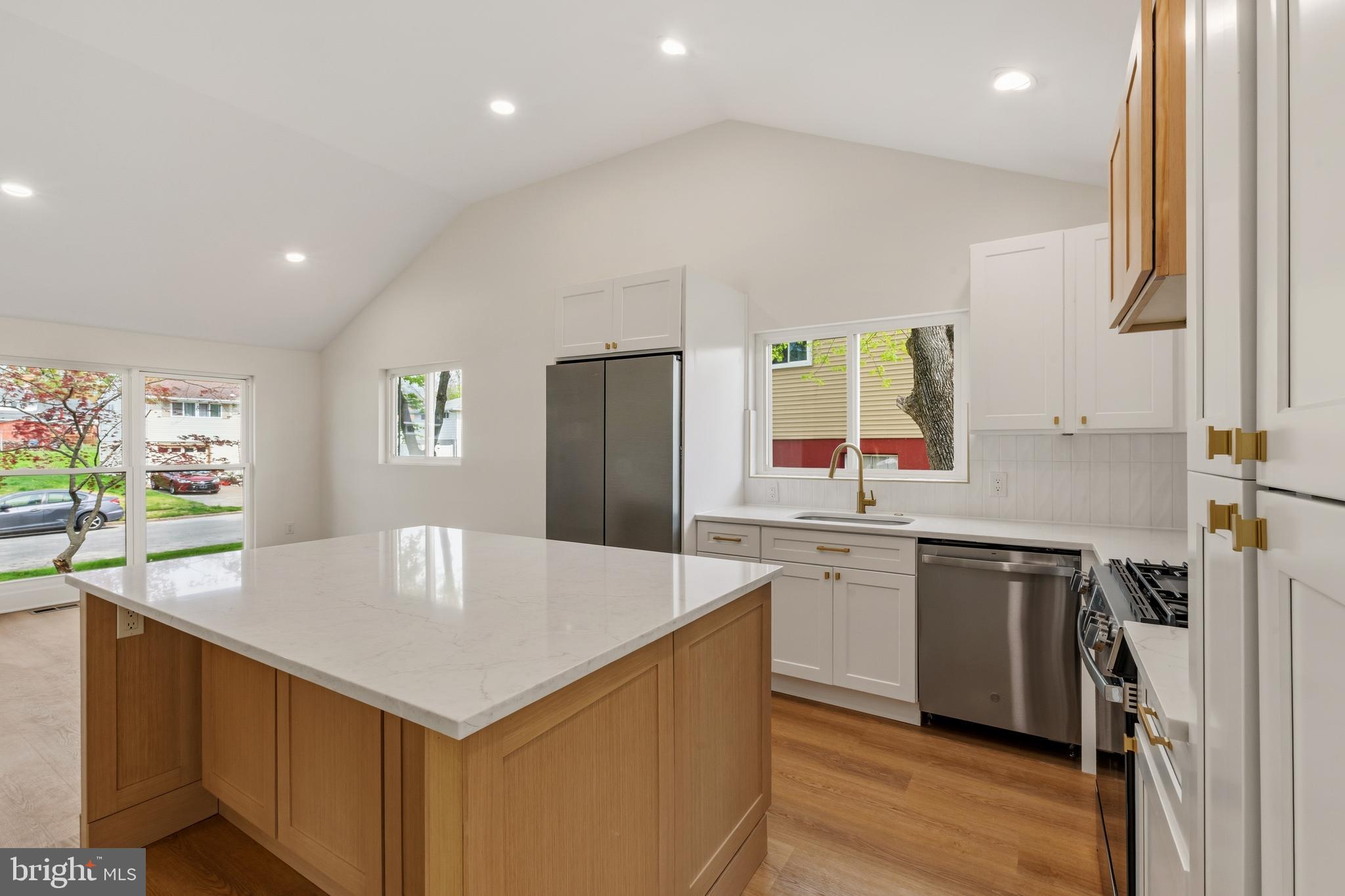 1453 Doris Road Abington, PA 19001 - Photo 7 of 27