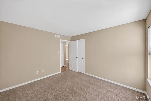 $164,900 | 741 Ridgeside Drive, Unit B, Ballwin, MO 63021