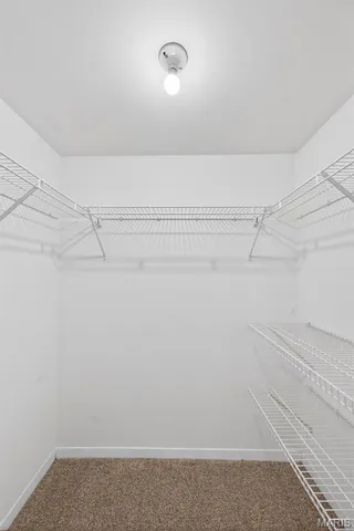 $164,900 | 741 Ridgeside Drive, Unit B, Ballwin, MO 63021