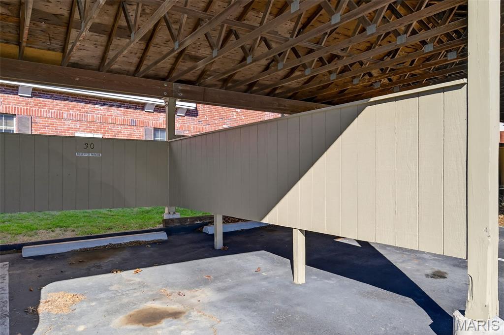 741 Ridgeside Drive, Unit B Ballwin, MO 63021 - Photo 33 of 37