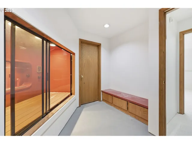 $1,695,000 | 28446 East Historic Columbia River Highway, Troutdale, OR 97060