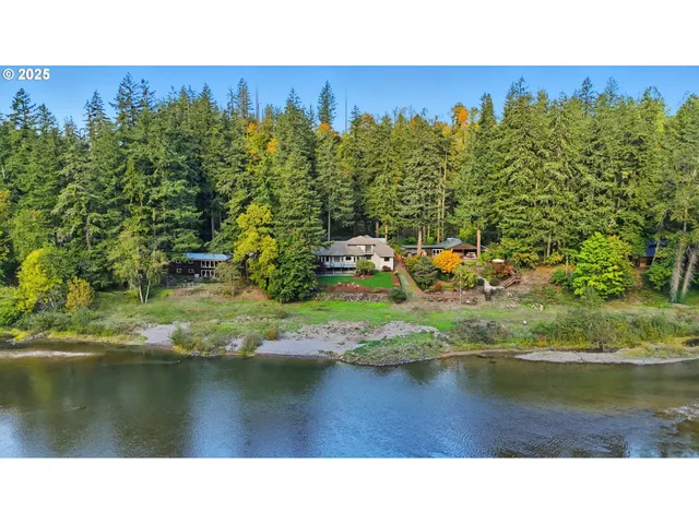 $1,695,000 | 28446 East Historic Columbia River Highway, Troutdale, OR 97060