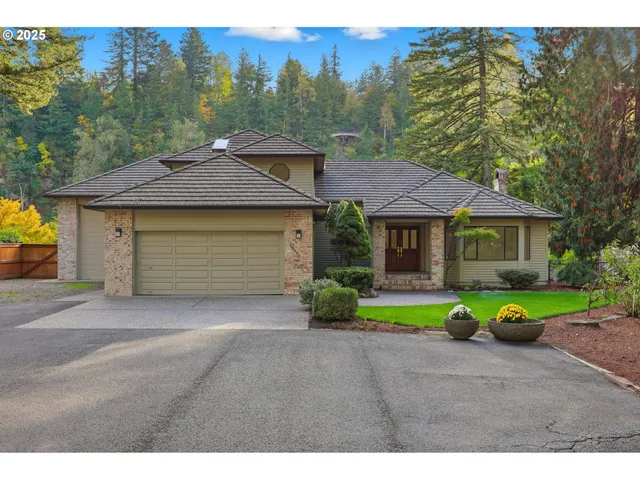 $1,695,000 | 28446 East Historic Columbia River Highway, Troutdale, OR 97060