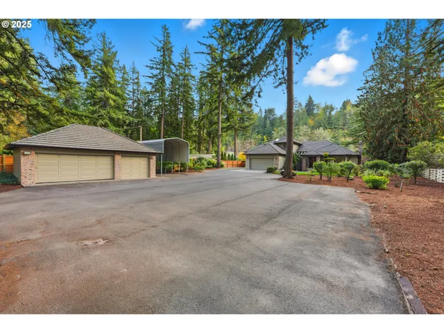 $1,695,000 | 28446 East Historic Columbia River Highway, Troutdale, OR 97060