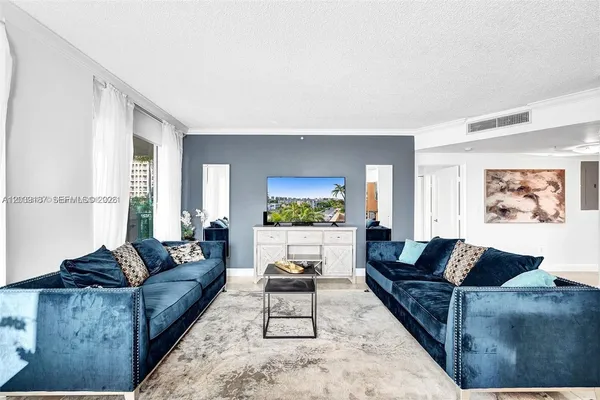 $6,000 | 17555 Atlantic Boulevard, Unit 608, Sunny Isles Beach, FL 33160