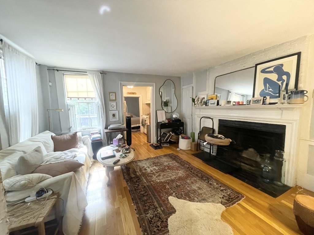 36 Joy Street, Unit R1 Boston, MA 02114 - Photo 6 of 19