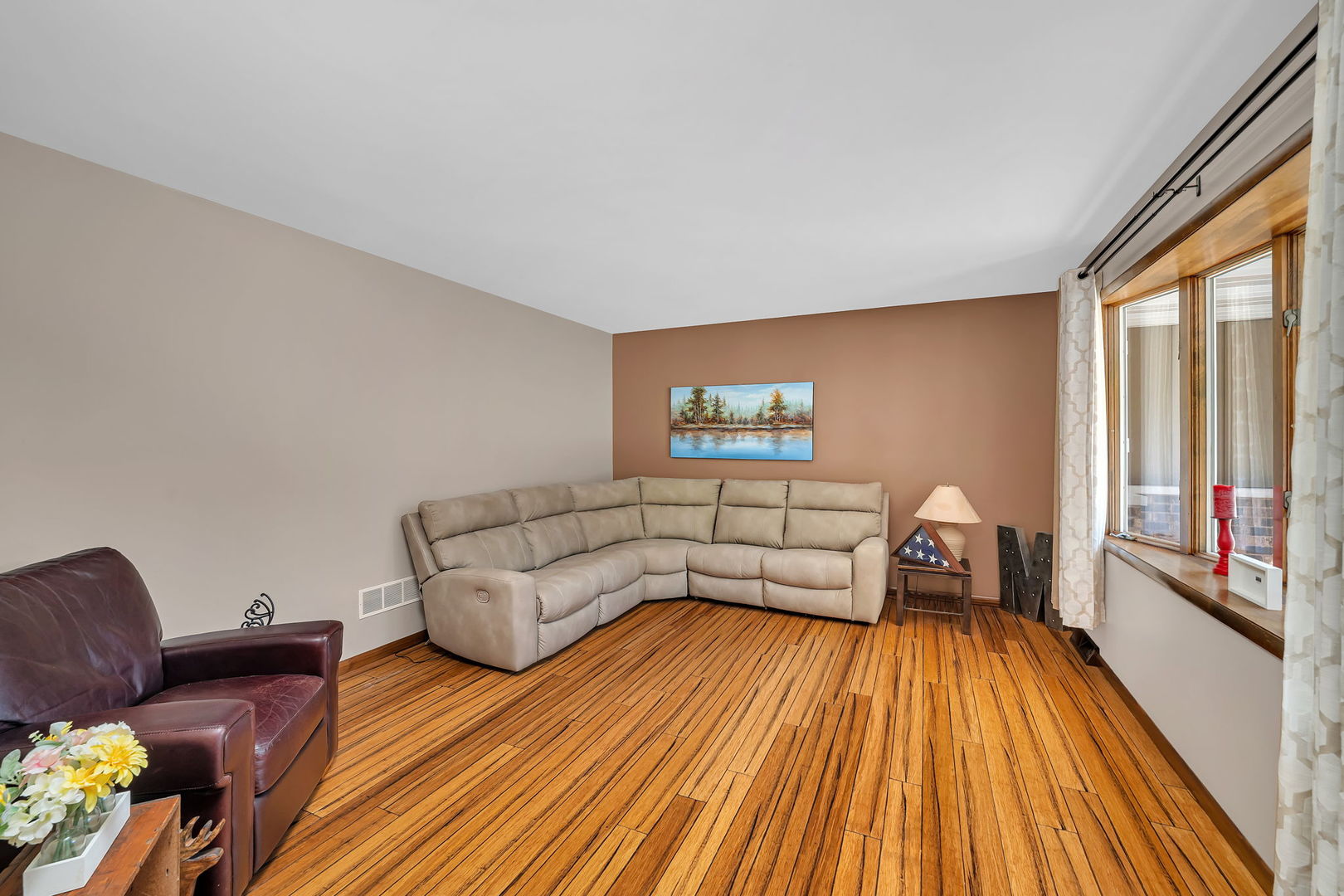 417 Greenfield Road Shorewood, IL 60404 - Photo 7 of 40