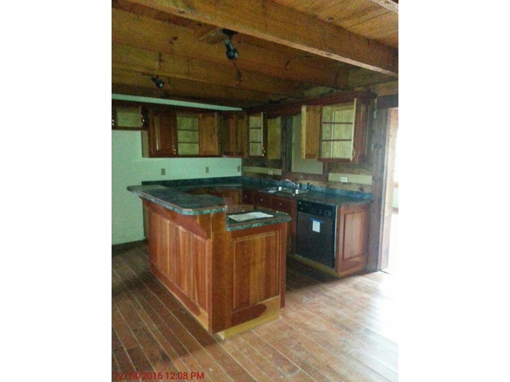 358 Stout Hollow Road Hampton, TN 37658 - Photo 6 of 13 Photo 6