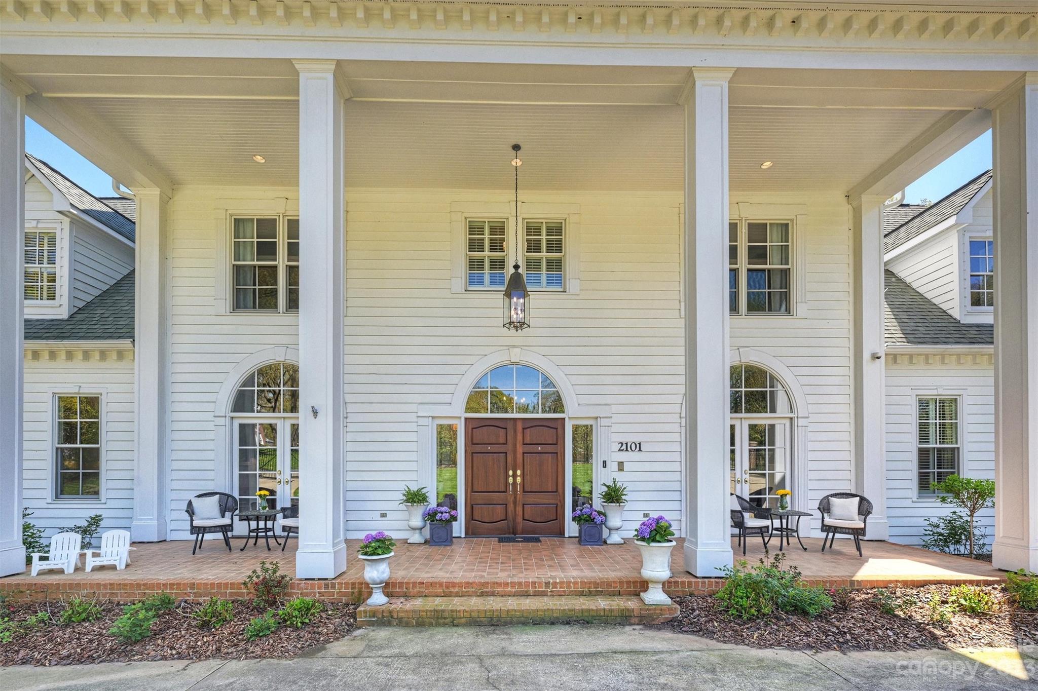 2101 Sedley Road Charlotte, NC 28211 - Photo 3 of 48 Gallery Image 3