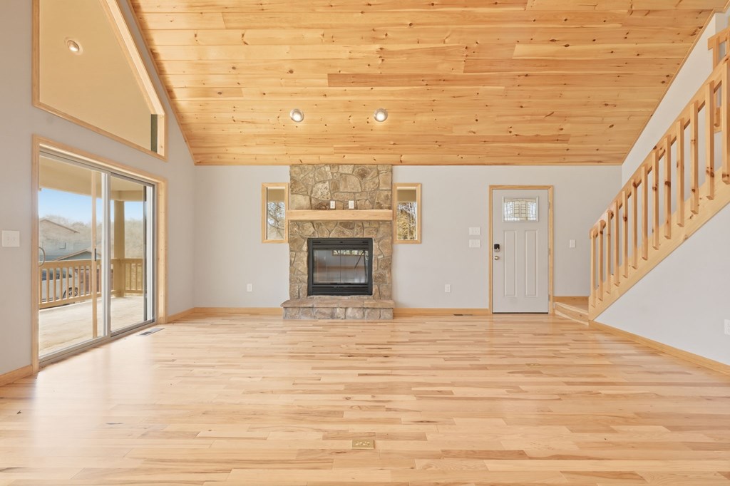 55 Heidis Run Murphy, NC 28906 - Photo 18 of 53 a view of an empty room with a window