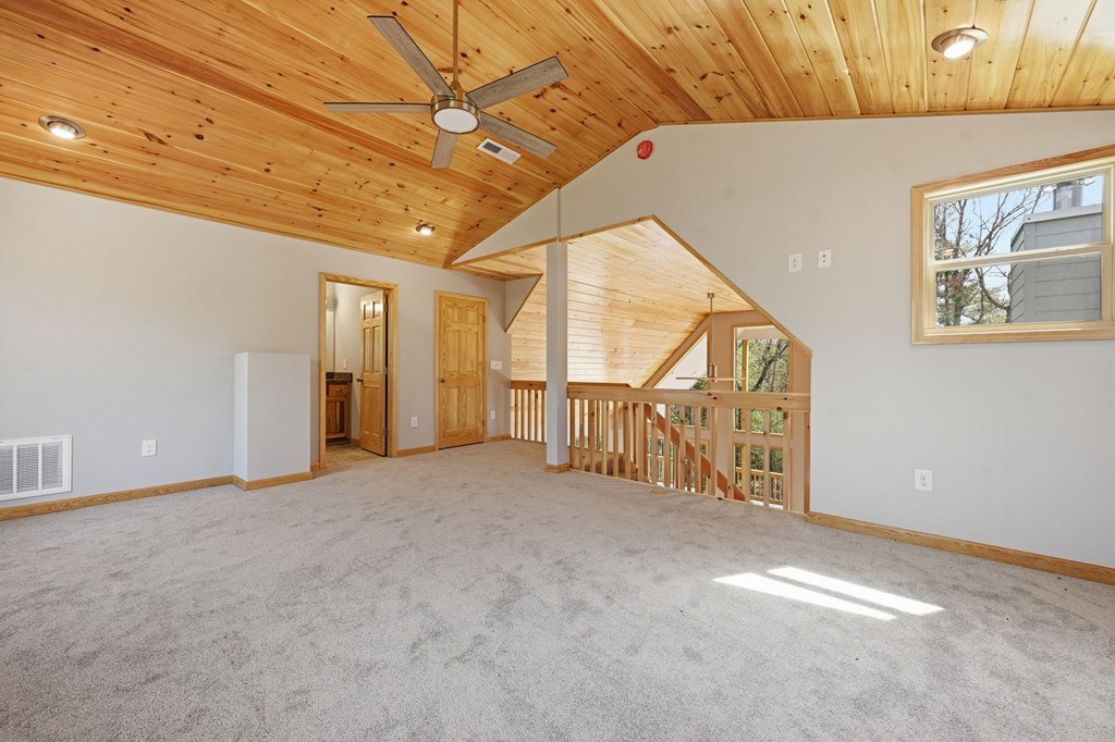 55 Heidis Run Murphy, NC 28906 - Photo 37 of 53 a view of an empty room