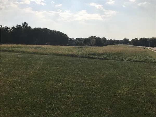 $1,000,000 | 12960 Quivira Road, Overland Park, KS 66213