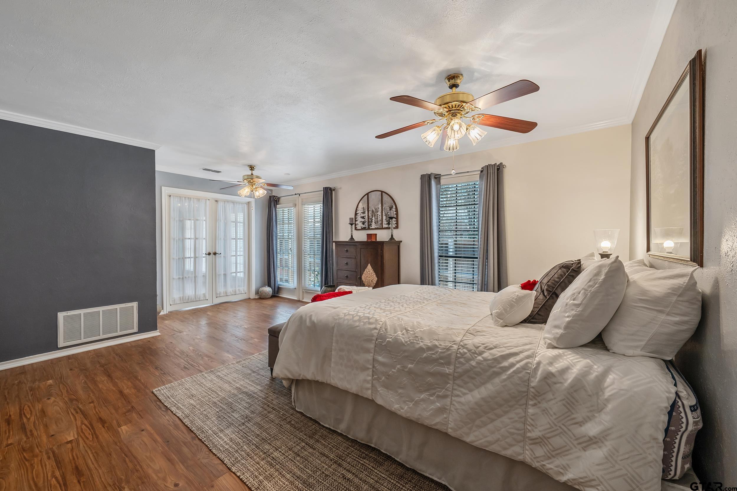 3309 Trafalgar Square Tyler, TX 75701 - Photo 2 of 23
