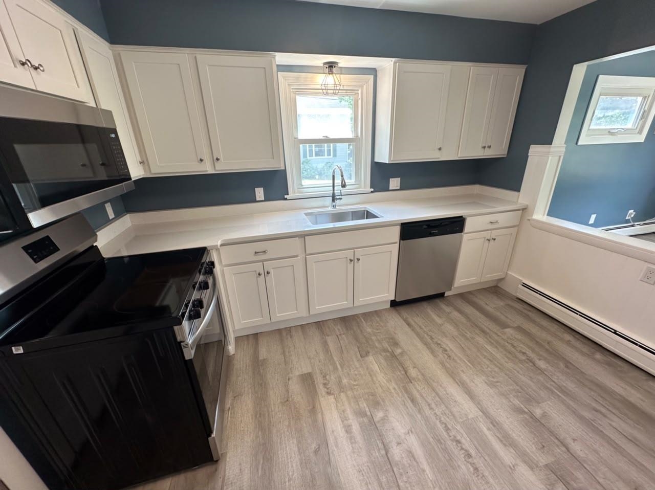 695 Calef Road Manchester, NH 03103 - Photo 12 of 34