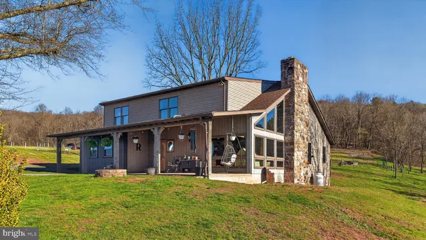 $915,000 | 337 Swamp Road, Halifax, PA 17032