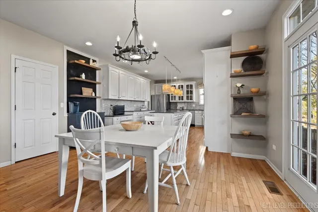 $785,000 | 3520 Timber Creek Lane, Naperville, IL 60565