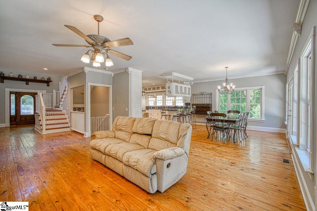438 Country Estates Road Woodruff, SC 29388 - Photo 11 of 36