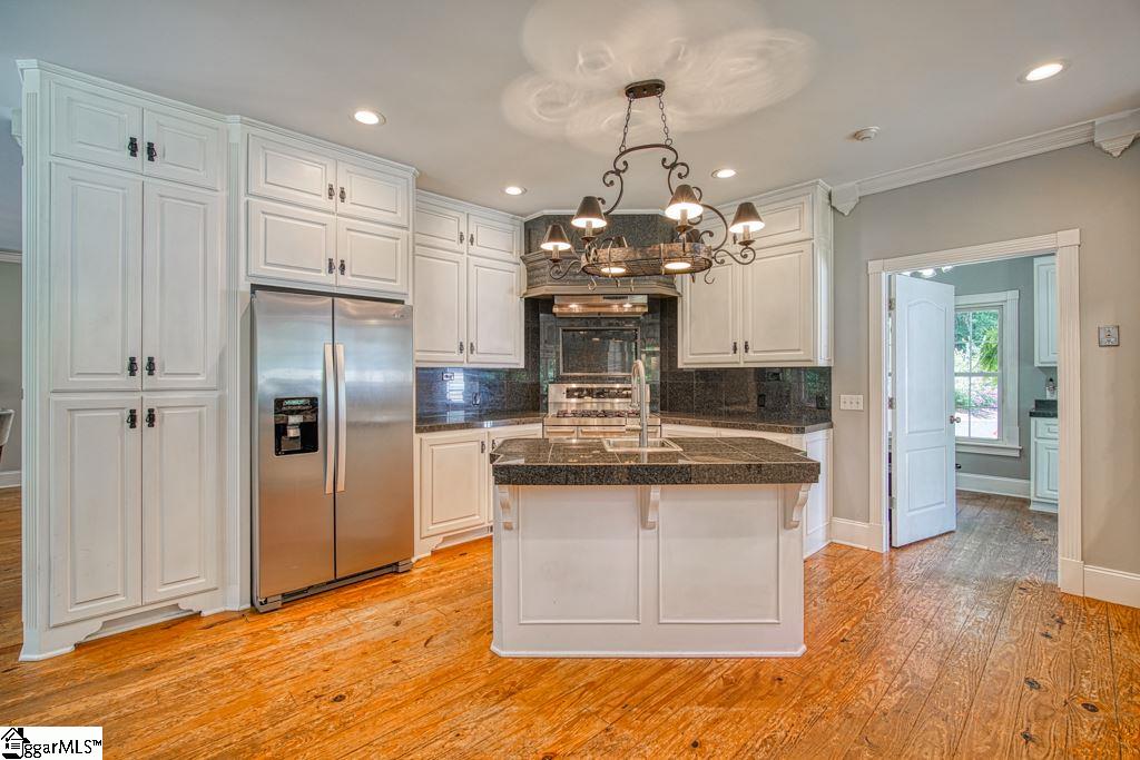 438 Country Estates Road Woodruff, SC 29388 - Photo 15 of 36
