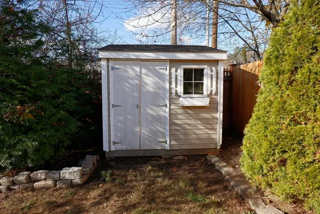 a view of a garden with pathway