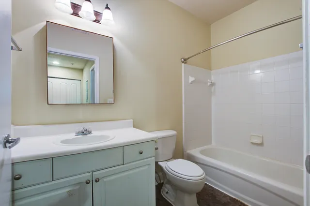 $1,425 | 1300 Park W Boulevard, Unit 515, Mount Pleasant, SC 29466