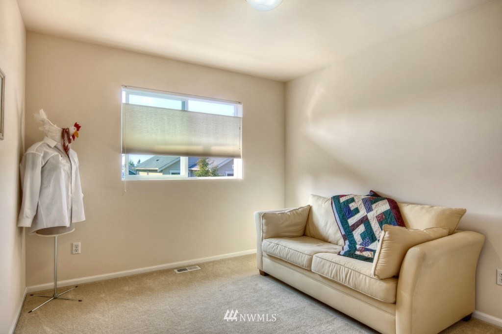 16147 Parkside Way Southeast Renton, WA 98058 - Photo 11 of 15 Gallery Image 11