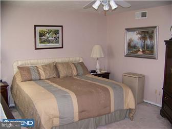 116 Lafayette Road Edgewater Park, NJ 08010 - Photo 6 of 12 Bedroom - Main