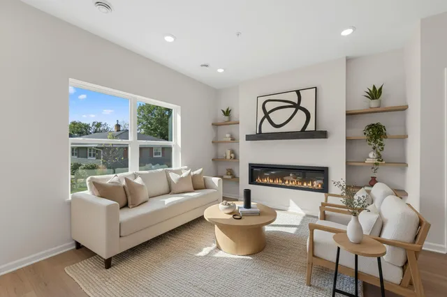 $388,465 | 1024 130th Street West, Rosemount, MN 55068