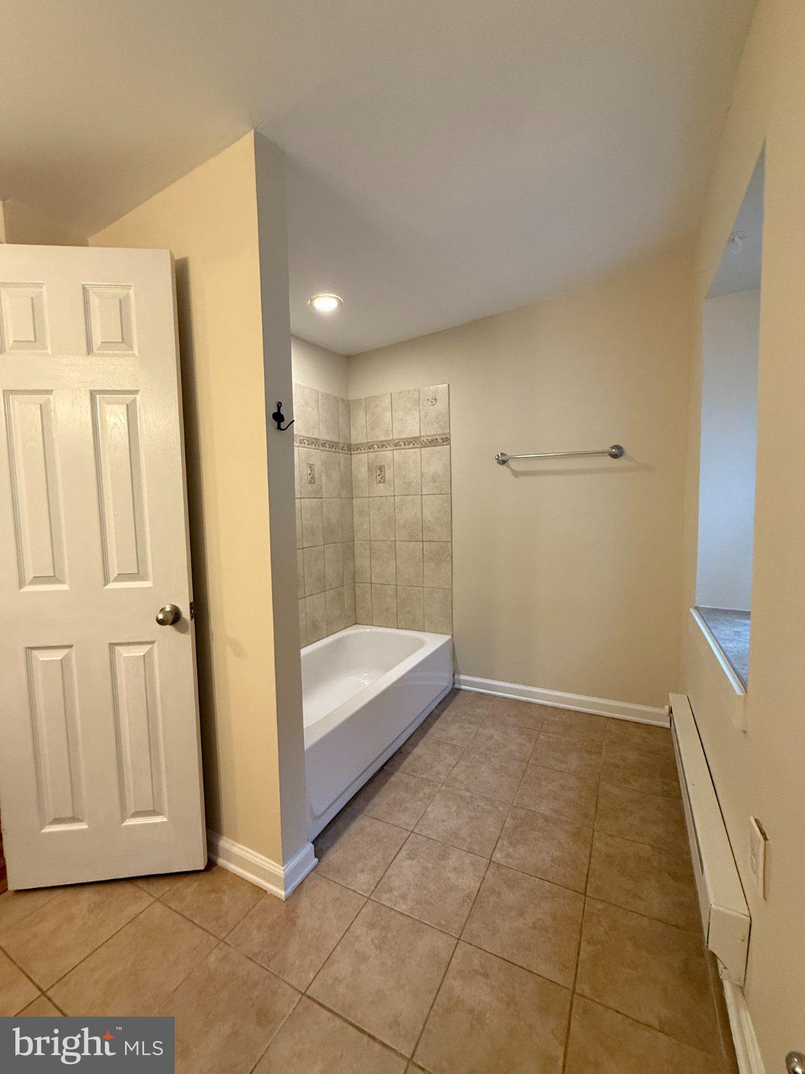 6 Woodmont Road Conshohocken, PA 19428 - Photo 7 of 11 Gallery Image 7