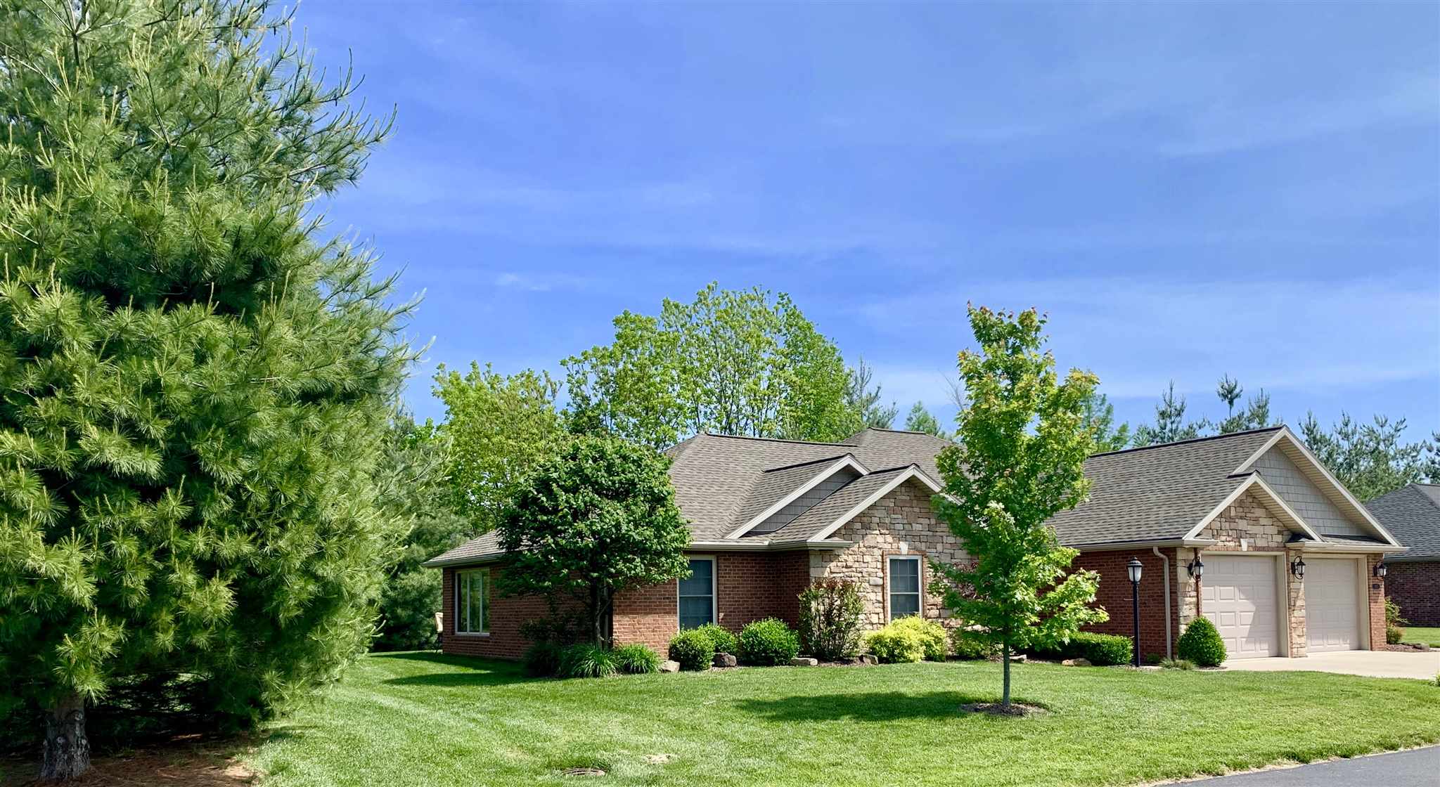 432 South Kluemper Road Jasper, IN 47546 - Photo 2 of 18 Gallery Image 2