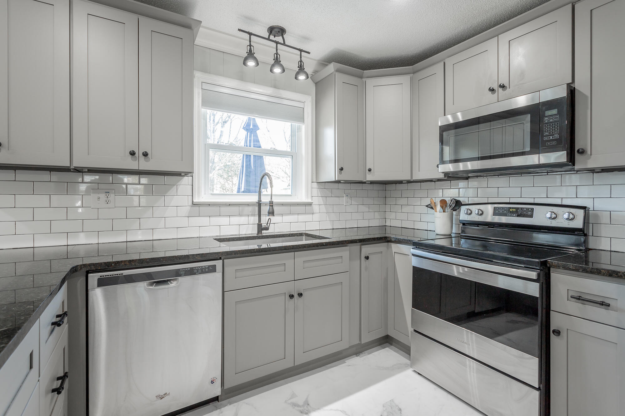 3370 Adkins Road Chattanooga, TN 37419 - Photo 12 of 35 3370 Adkins Road HD-11