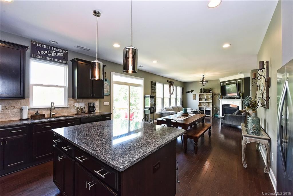 3004 Fallondale Road, Unit 906 Waxhaw, NC 28173 - Photo 11 of 24 a kitchen with lots of counter top space