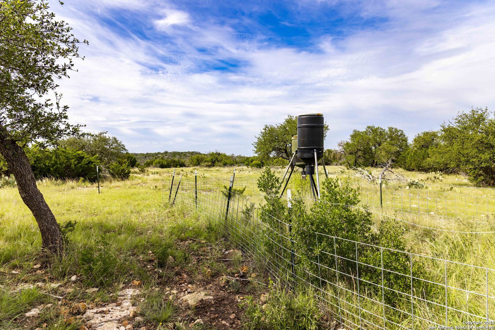 Lot 1 Hwy 377 Rocksprings, TX 78880 - Photo 4 of 35 a view of an ocean view