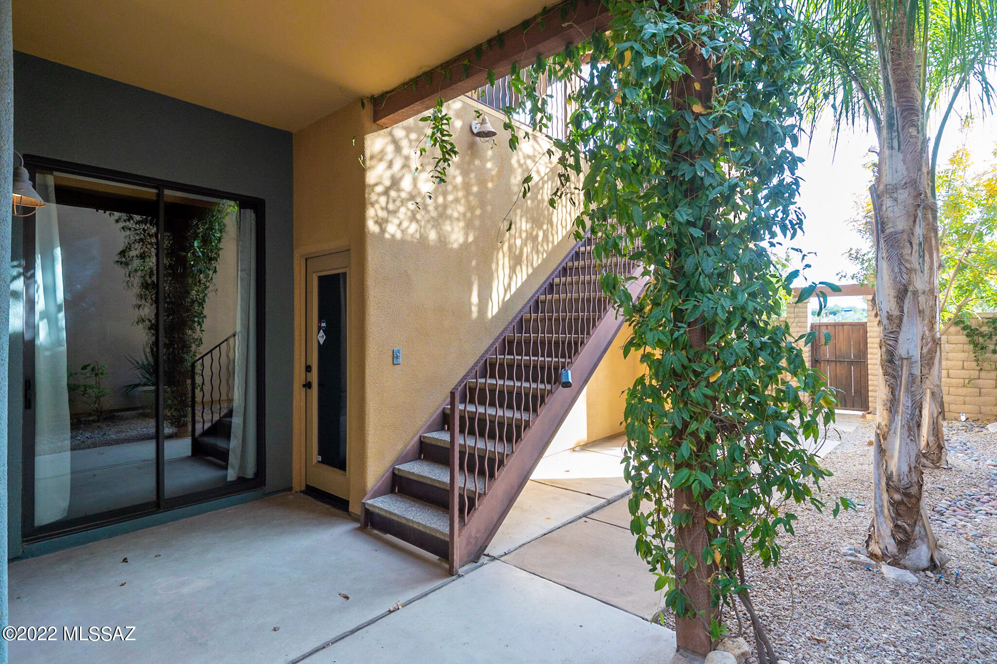 175 East Castlefield Circle Tucson, AZ 85704 - Photo 3 of 48