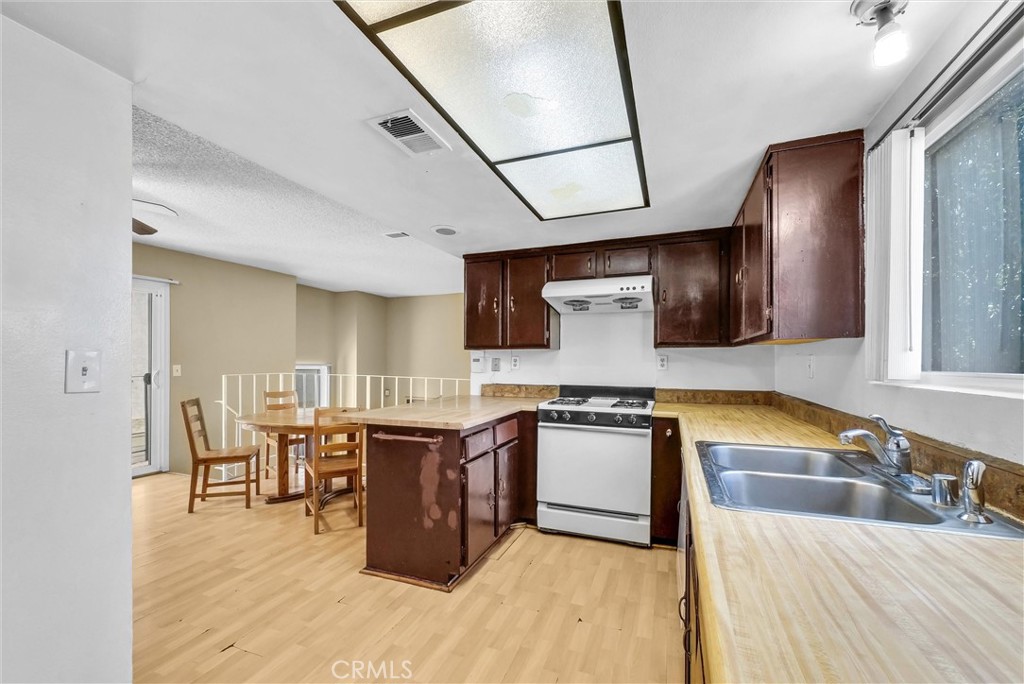 11216 Lower Azusa Road, Unit C El Monte, CA 91731 - Photo 13 of 30