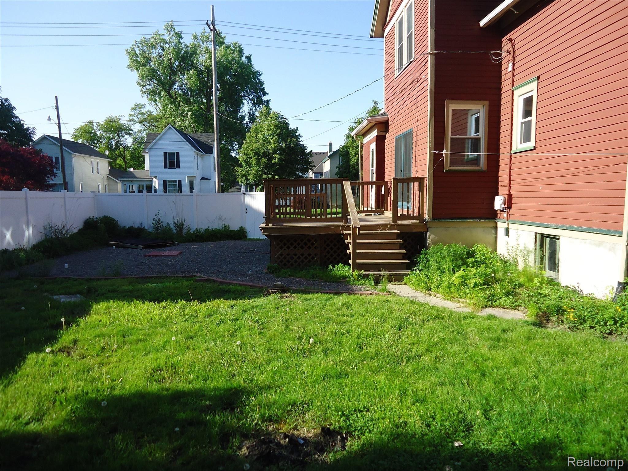 1910 6th Street Bay City, MI 48708 - Photo 9 of 66 DSC07654.JPG
