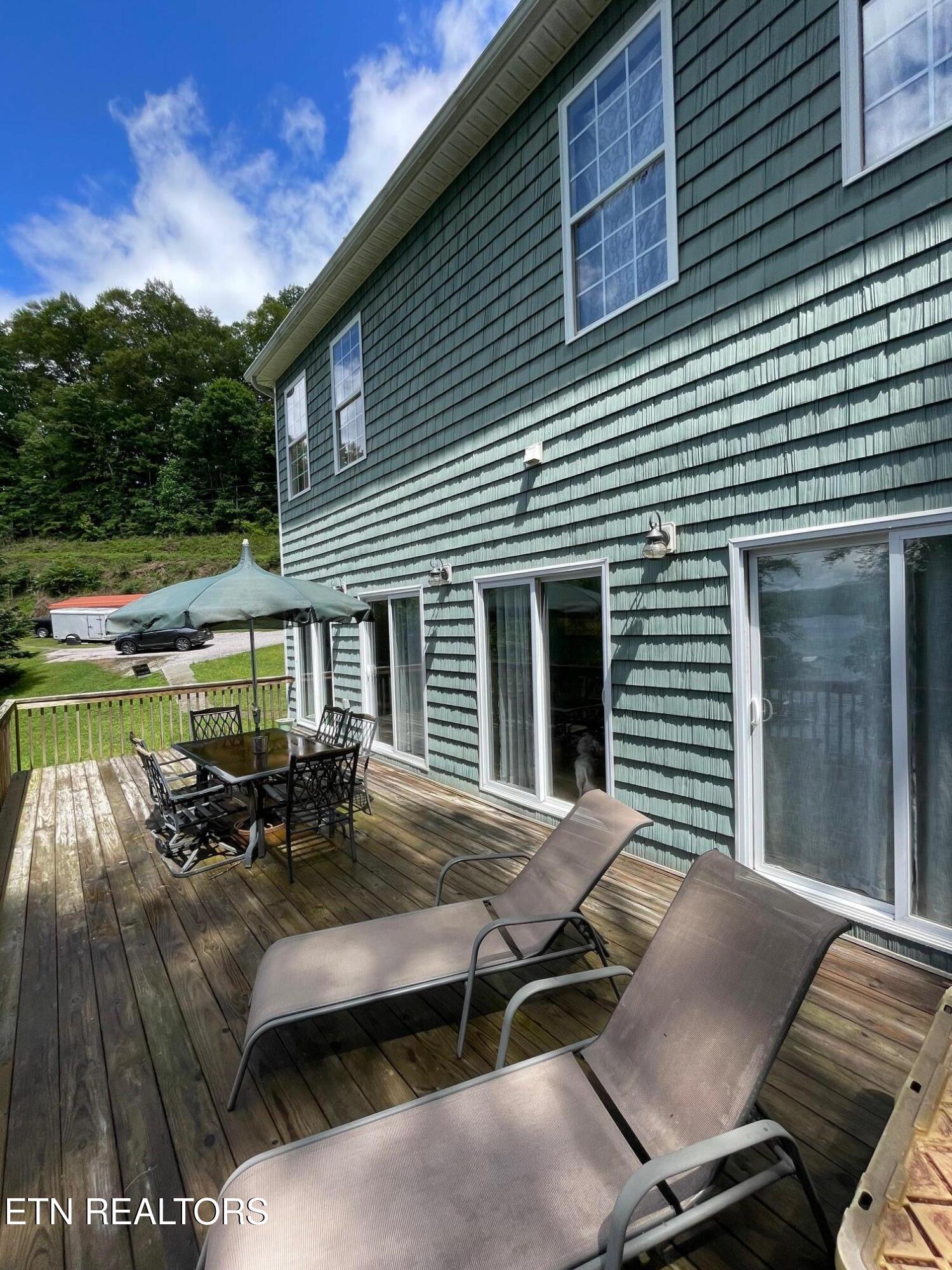 752 Tanglewood Road Sharps Chapel, TN 37866 - Photo 2 of 27 Lake Front Home