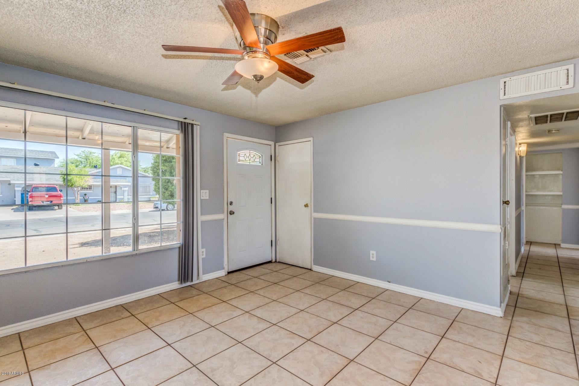 5223 West Monte Vista Road Phoenix, AZ 85035 - Photo 5 of 15 Monte Vista - 5223 (5)