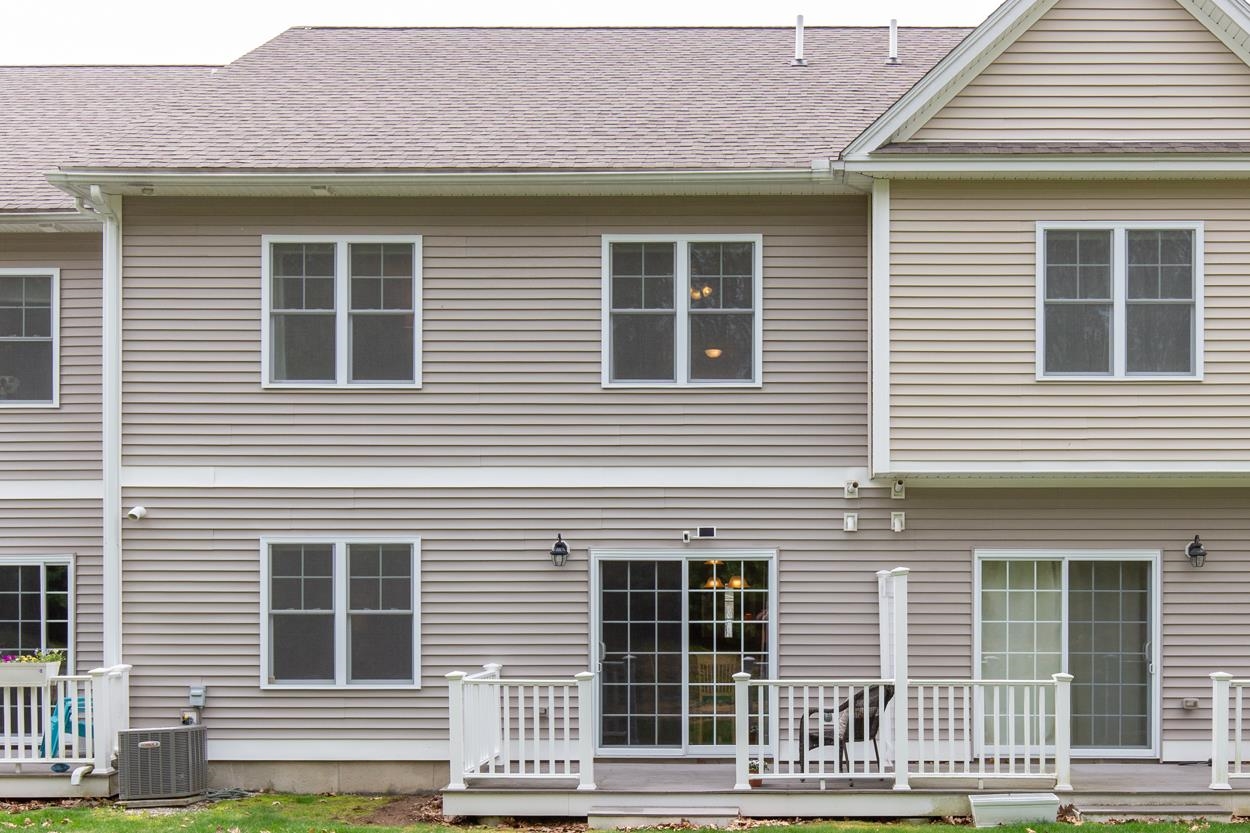 89 Woodview Way Manchester, NH 03102 - Photo 47 of 51